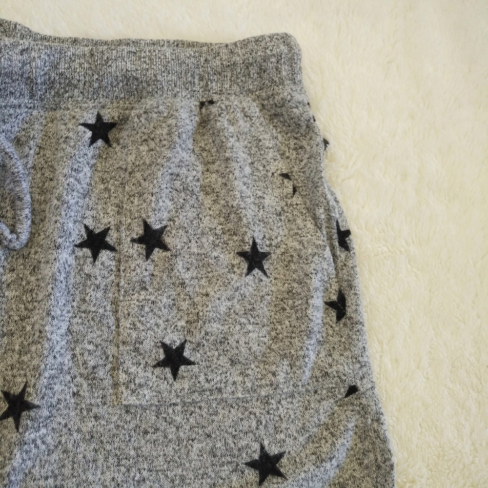 ✨️HP✨️Lucky🍀 Brand Heather Black Lounge Shorts w/Stars⭐ - Picture 4 of 9